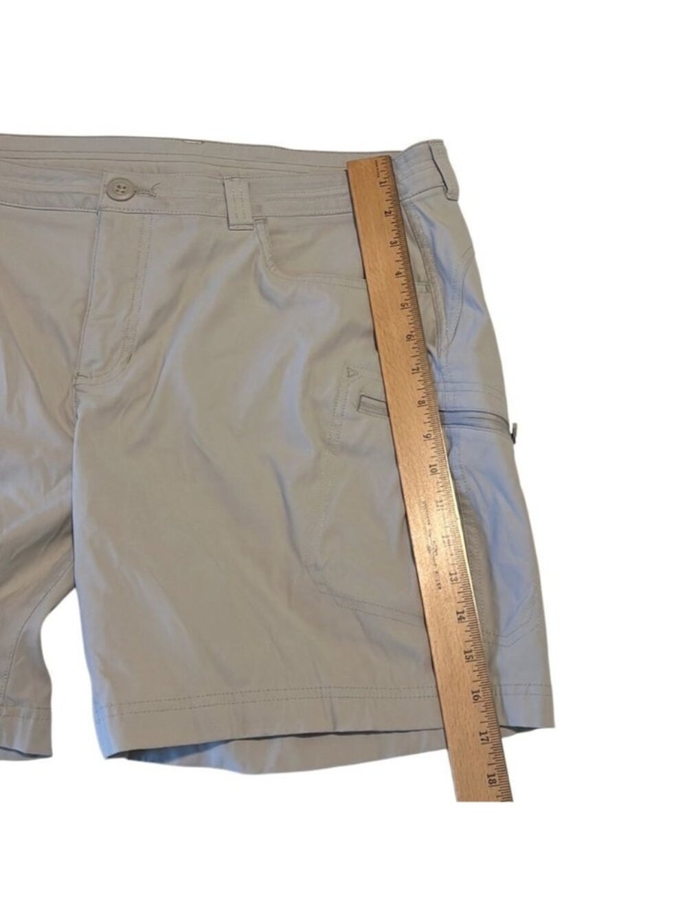 Eddie Bauer Tan Pockets Cargo Shorts Women's Size 16 - Picture 11 of 12